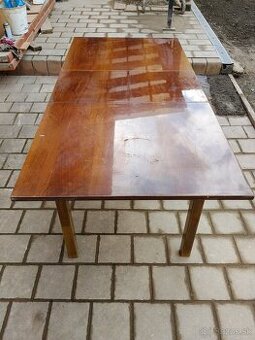 Predám jedálenský stôl 130x80cm plus 40cm pri rozložení.Rozk