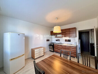 Znížená cena Ponúkame Vám na prenájom 1 izbový byt v  meste