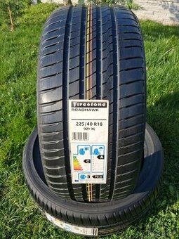 225/40 r18 letne pneumatiky 2 kusy
