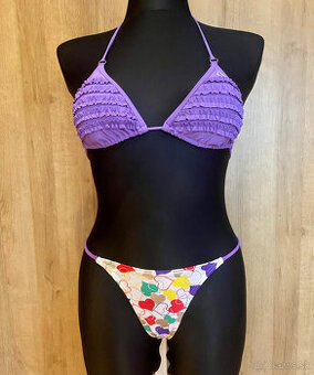 Bikiny / Plavky