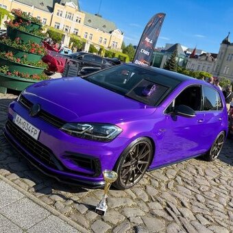 Volkswagen Golf R 7,5