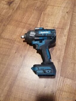 Makita TW001G Bezuhlíkový uťahovák 1000Nm