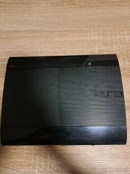 Predám playstation 3 + 2ovladače + 7 hier