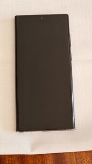 Samsung Galaxy S22 Ultra 12GB/256GB – čierny