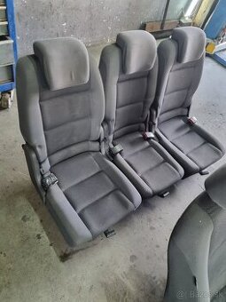 Volkswagen touran interiér - 1