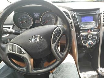 Predám HYUNDAI i30