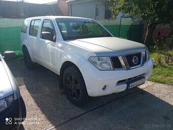 Nissan Pathfider