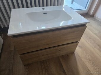 Kupelnova skrinka s umyvadlom