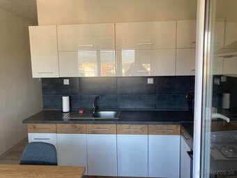 Prenájom 2izboveho bytu