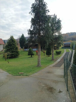 chalupa zahrada stavebny pozemok