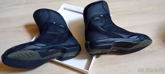 Moto čižmy dámske /eu 39/