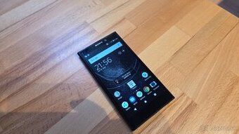 Predam telefon Sony Experia L2