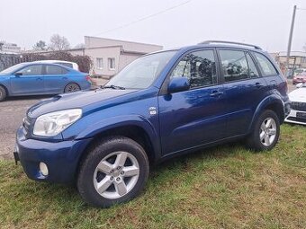 TOYOTA RAV 2.0 DIESEL 4X4 KLÍMA  ŤAŽNÉ