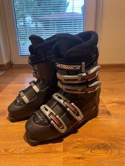 Nordica B7 ergoframe lyžiarky č. 38/  č. 26