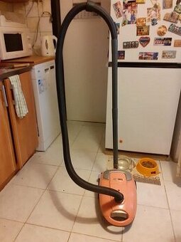 Vysavac TESCO 1200W