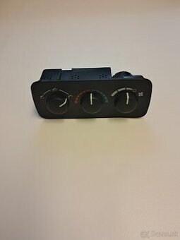 Jeep commander ovládanie klimatizácie 3.rad