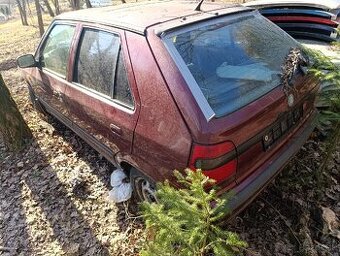 Rozpredám na náhradné diely 2x škoda Felicia 1.6mpi