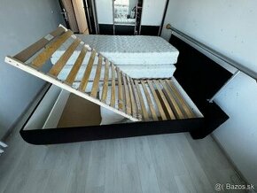 Manželská posteľ 180/200 cm - 1