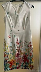 Krémové šaty s potlačou kvetou