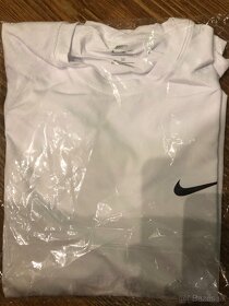 Tričko s dlhým rukávom Nike