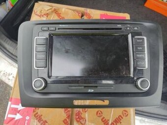 Predam original radio skoda superb 2