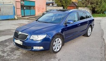 Superb combi 2.0tdi CR 4x4 DSG, rv-2013