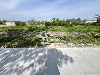 Na predaj stavebný pozemok 613m2 v Komárne – Malá Iža