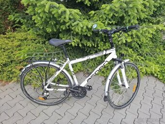 Trekový bicykel