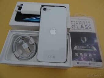 iPhone SE 2020 64GB WHITE - ZÁRUKA 1 ROK - VELMI DOBRÝ STAV
