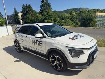 Kia Niro Plug-In Hybrid 1.6 GDi A/T (modelový rok 2023) - 1
