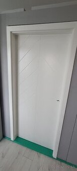Predám lacno interiérové dvere 80 ky +obložková zárubňa