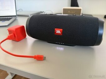 JBL Charge 3