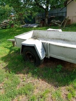 Malá vlečka za traktor