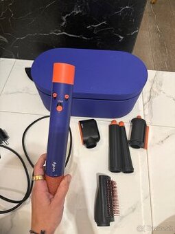 Dyson air wrap i.d straight wavy vinca blue topaz