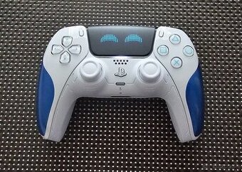Sony DualSense Astro Bot V2