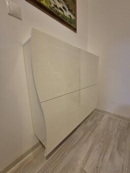 Skrinka/botník na topánky