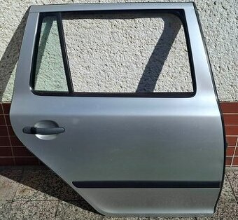 Zadné pravé dvere Škoda Octavia 2 combi 9102