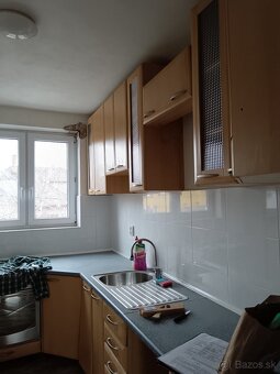 NAJLACNEJŠÍ TEHLA 3IZB PO REKONŚTRUKCII DRIENOVIEC