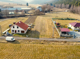 Pozemok vhodný pre rodinný dom na predaj, Valča