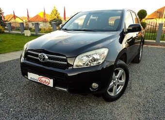 TOYOTA RAV4 2.2 D-4D 100kW- 4x4-UZAVIERKA-DIGIKLIMA-NOVA STK