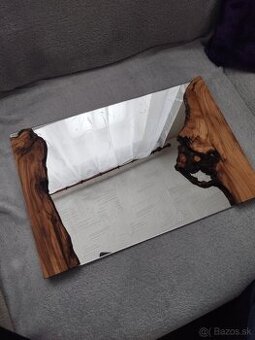 Live edge zrkadlo