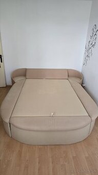 Čalúnená Posteľ s úložným priestorom