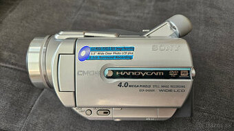 Videokamera SONY DCR-DVD505E na DVD