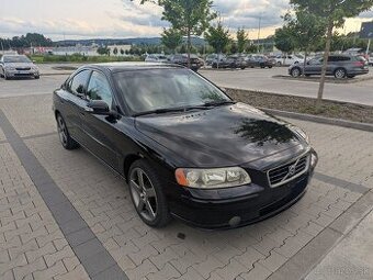 Volvo S60 D5 2.4 R-Design