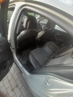 Opel insignia 118kw