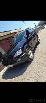 Mercedes ML320 Designo Marine Blue