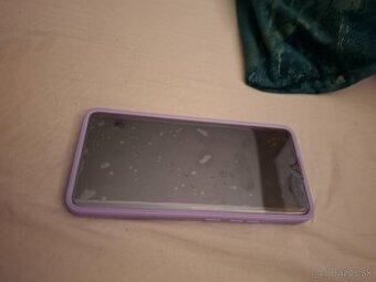 Úplne nový ešte v zaruke