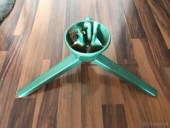 Retro stojan na vianočný stromček