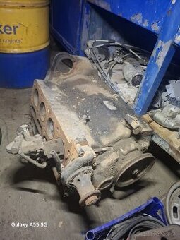 Blok motora so vstrek.cerpadlom na Multicar M25