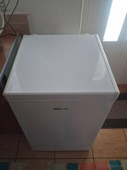 Mraziaci box 100l